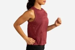 Brooks Women's Distance Tank (221473) -Running Sports Store 221473 692 mv Distance Tank