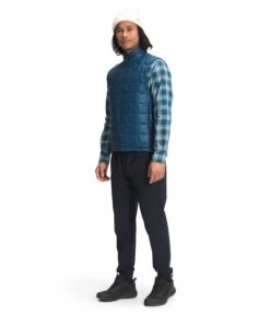 The North Face Men's Thermoball Eco Vest 2.0 - Monterey Blue (NF0A5GLOBH7) -Running Sports Store NF0A5GLO BH7 model34