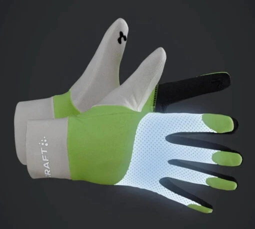 Craft ADV Lumen Fleece Glove - Ash White/Flumino (1909838-895851) -Running Sports Store ezgif.com gif maker 2022 08 29T113934.288