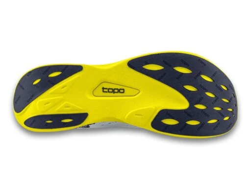 Topo Men's Specter Boston Edition -Running Sports Store topo specter mens boston marathon 4