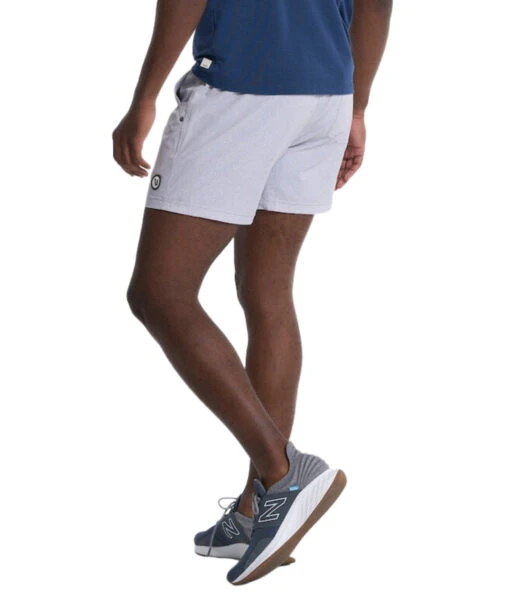 Vuori Men's Kore Short 5" -Running Sports Store vuori mens kore short 5 platinum 4